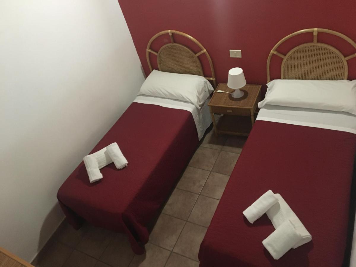 Terrasini 2000 Case Vacanza المظهر الخارجي الصورة